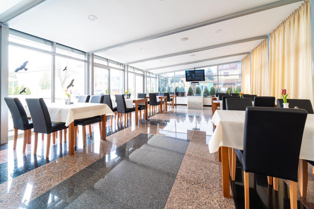 Hotel Artin Bardejov Extérieur photo