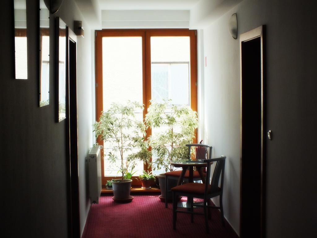 Hotel Artin Bardejov Extérieur photo